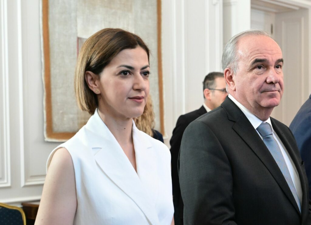Προγράμματα προληπτικών ελέγχων για σπάνια νοσήματα σε νεογνά και γυναίκες