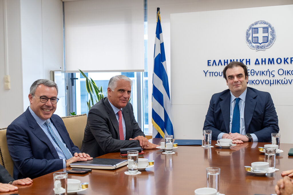 Πιερρακάκης: Η επένδυση της UniCredit απόδειξη της εμπιστοσύνης στην ελληνική οικονομία