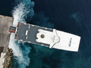 Τα ταχύπλοα της Seajets ξεκίνησαν τα καθημερινά τους δρομολόγια