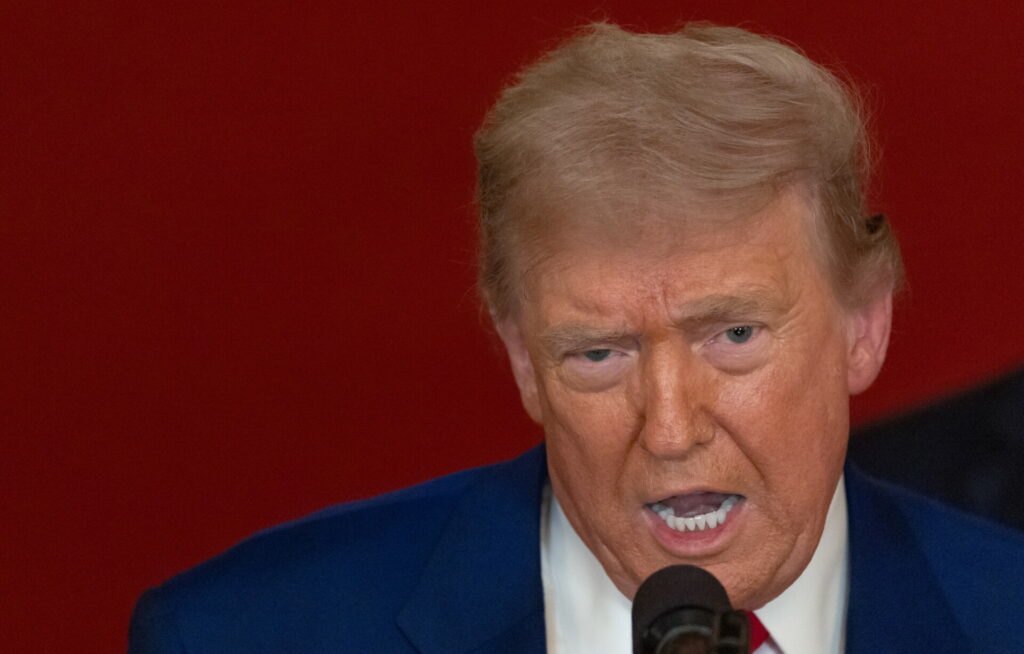 Επιχείρηση εξευμενισμού του Trump στη σύνοδο κορυφής του ΝΑΤΟ