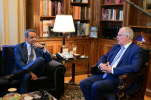 Μητσοτάκης: Πλοία του πολεμικού ναυτικού έξω από τα χωρικά ύδατα της Λιβύης για τις μεταναστευτικές ροές