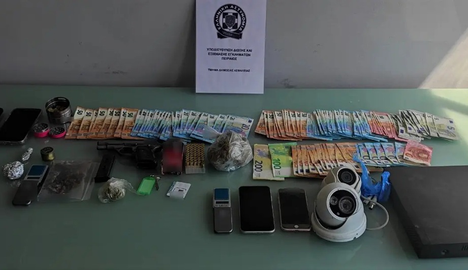Εξαρθρώθηκε κύκλωμα ναρκωτικών στον Πειραιά