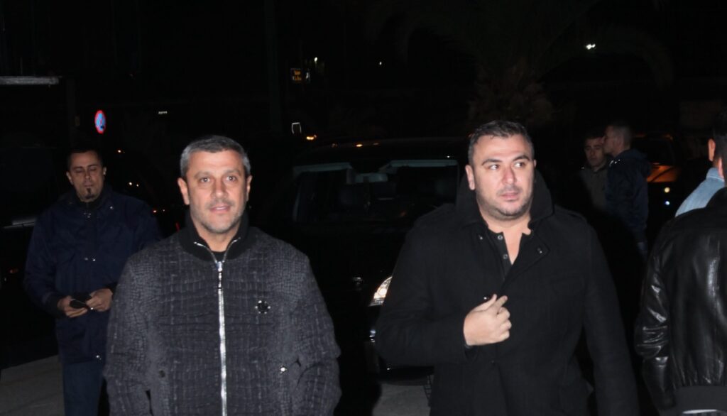 Γκρεμίζεται το εκκλησάκι Ρέμου – Πηλαδάκη στη Μύκονο
