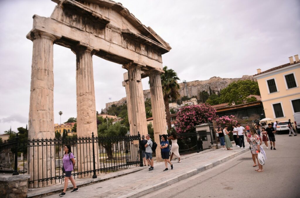 Μαζικές ακυρώσεις στις κρατήσεις Ισραηλινών τουριστών – Πόσο θα κοστίσει στην Ελλάδα