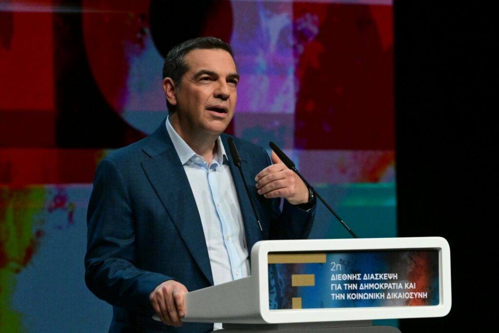 Ομιλία Αλέξη Τσίπρα: “Xρειαζόμαστε νέο όραμα και νέο κίνημα που θα εμπνεύσει”
