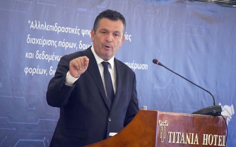 Μπουκώρος: Δεν με ενδιαφέρουν οι καρέκλες, θέλω καθαρό το όνομά μου