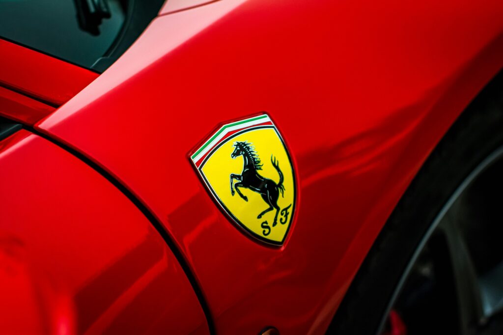 Η Ferrari μοιάζει λιγότερο με αυτοκινητοβιομηχανία και περισσότερο με την Hermès