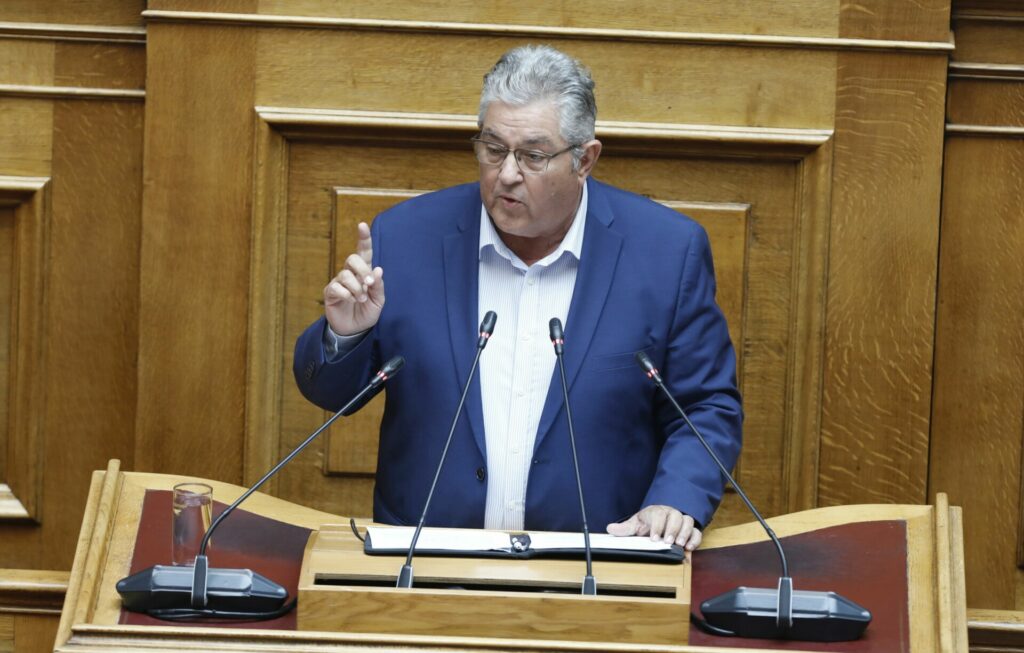 Κουτσούμπας: Κατάπτυστο το πόρισμα για τα Τέμπη, αποχωρεί τo ΚΚΕ