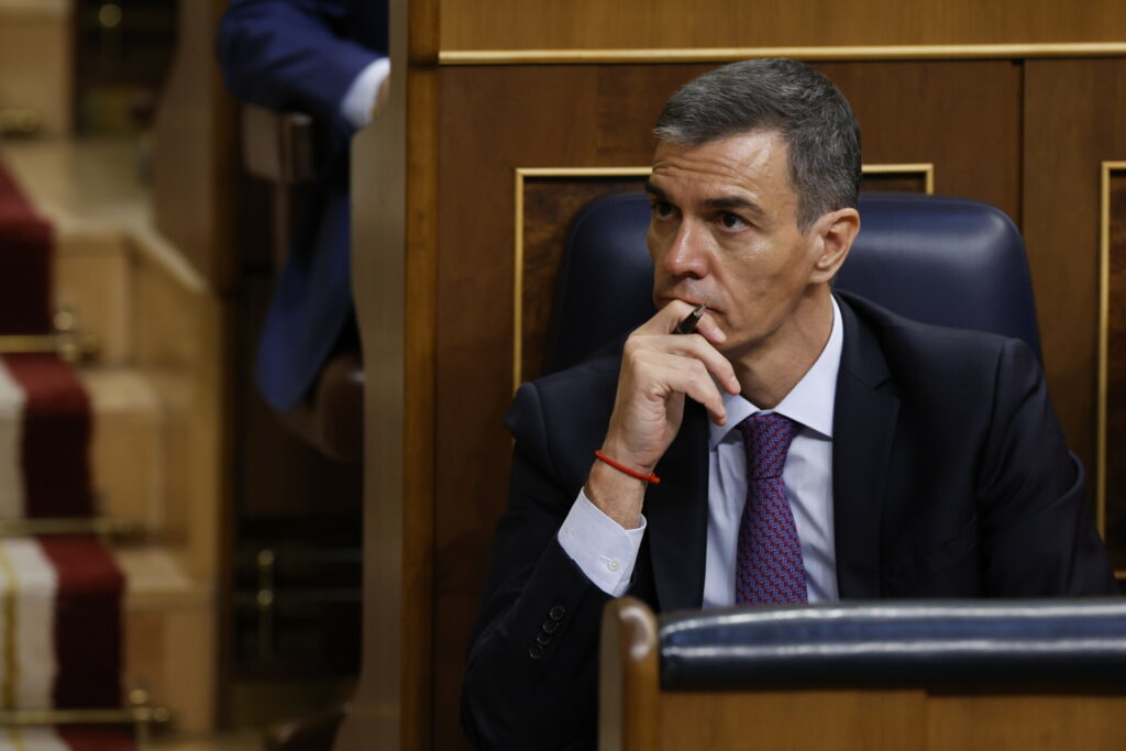 Ο Σάντσεθ στη δίνη σκανδάλων: Παρουσίασε σχέδιο κατά της διαφθοράς