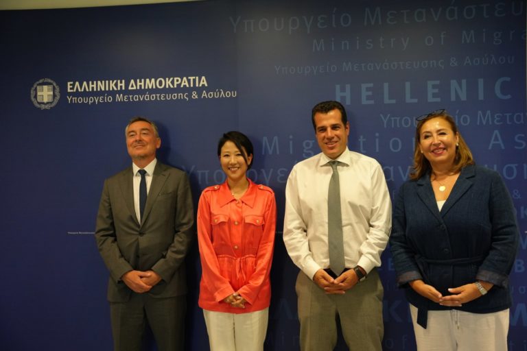 Συνάντηση Πλεύρη με ανώτερα στελέχη του Διεθνούς Οργανισμού Μετανάστευσης