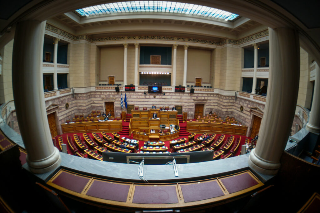 “Καυτό” δεκαπενθήμερο στη Βουλή με εξεταστικές και προανακριτικές