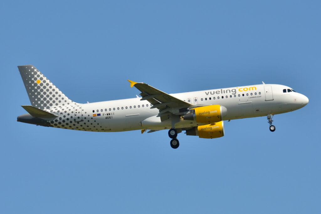 Γαλλία: Ζητά “εξηγήσεις” από τη Vueling μετά από υποχρεωτική αποβίβαση Γάλλων Εβραίων
