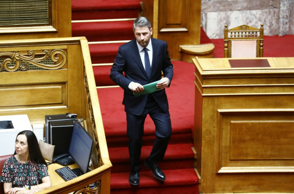 Ποιος φοβάται τον Αλέξη Τσίπρα στο Μαξίμου, το ΠΑΣΟΚ που δεν σταματά τα αυτογκόλ και πώς το μίσος Νετανιάχου για Ερντογάν “φρενάρει” την πώληση των F35 στην Τουρκία