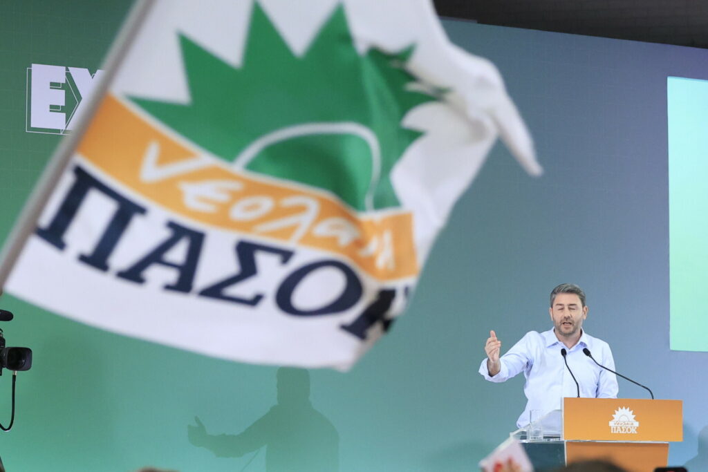 Ανδρουλάκης: «Να πετύχουμε την πολιτική αλλαγή, να δώσουμε φωνή σε αυτούς που σήμερα δεν έχουν»