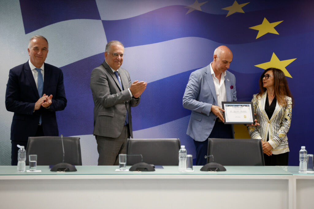 Αστεροσκοπείο: Διάκριση από ESA για την 1η ευρυζωνική λέιζερ-επικοινωνία με διαστημική αποστολή