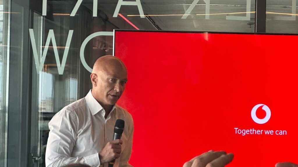 Αχιλλέας Κανάρης: Η Vodafone Ελλάδος δεν πουλιέται