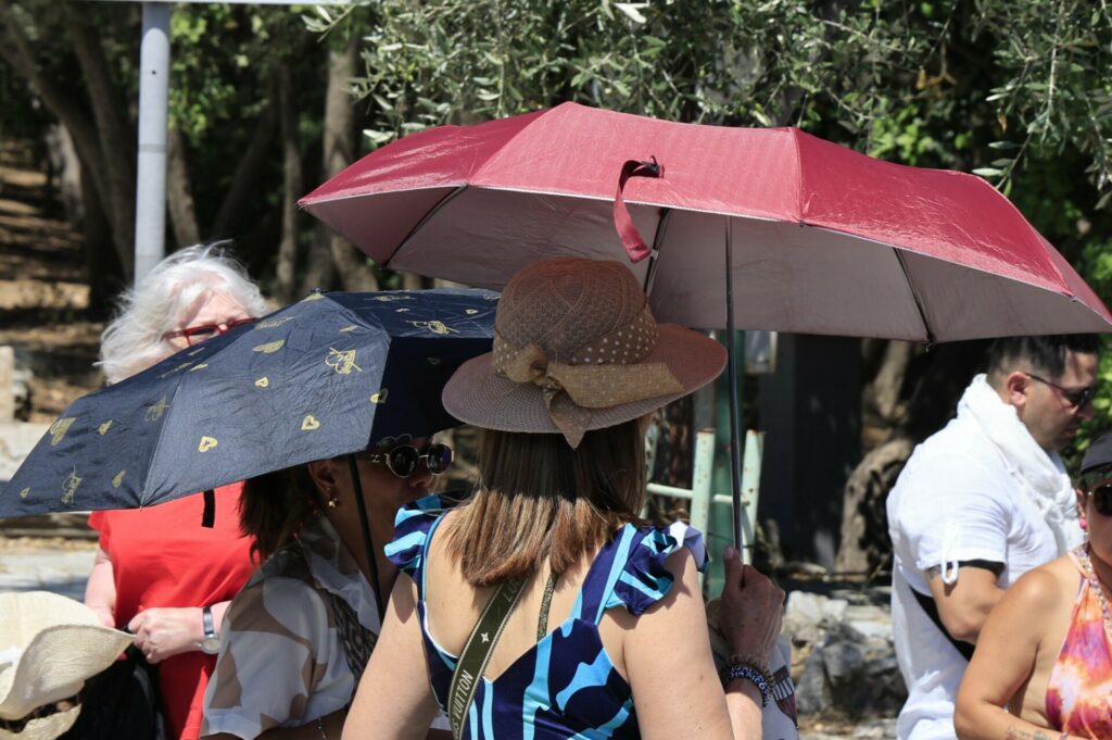 Καύσωνας διαρκείας την επόμενη εβδομάδα, ποιες περιοχές θα ψηθούν