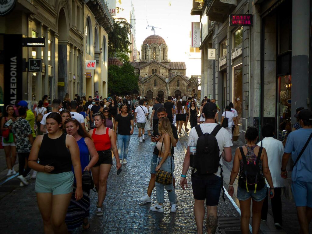 Κυριακή 20 Ιουλίου με ανοιχτά μαγαζιά: Το ωράριο