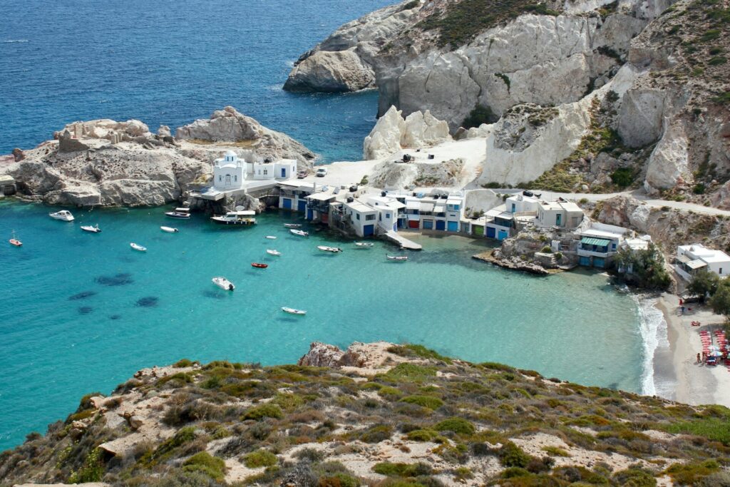 Η Ελλάδα στις πρώτες θέσεις των Ευρωπαίων ταξιδιωτών και το 2025