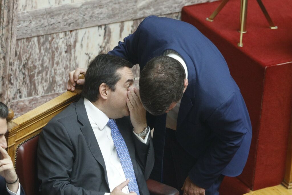 Το αμερικανικό προξενείο στη Θεσσαλονίκη που γλιτώνει το λουκέτο, το σχέδιο Ανδρουλάκη να σταματήσει η μουρμούρα στο ΠΑΣΟΚ και η παρέμβαση Μαξίμου στο beef Καιρίδη με Μηταράκη