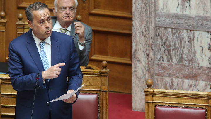 Σκληρή απάντηση Παπασταύρου σε Κωνσταντοπούλου: Με θέλετε αποκεφαλισμένο