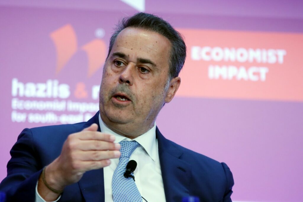 Υδρογονάνθρακες: Επικοινωνία Παπασταύρου με τη Liz Schwarze της Chevron