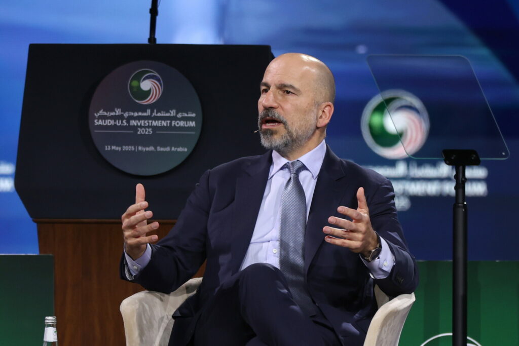 Uber: Έσοδα 12,65 δισ. και buyback ύψους 20 δισ. το β’ 3μηνο