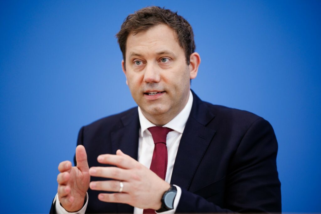Το “καρφί” του Γερμανού ΥΠΟΙΚ για το εμπορικό deal με τις ΗΠΑ