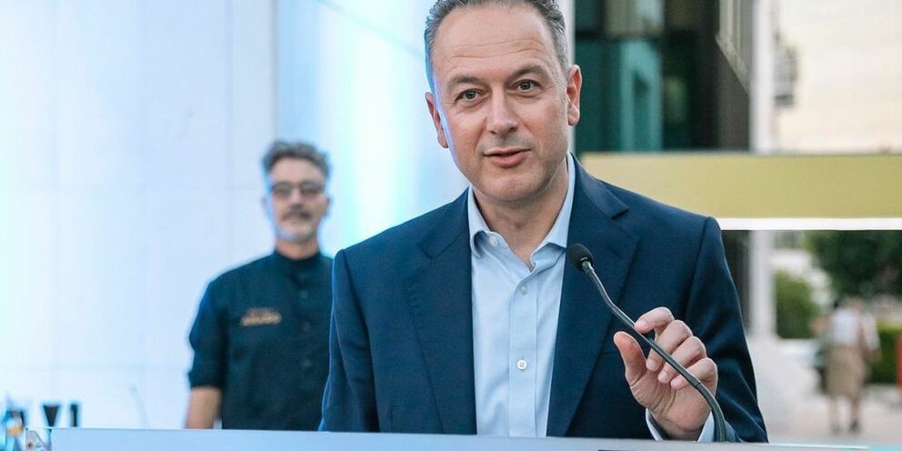 Τρ. Κύπρου: Υψηλά μερίσματα, ανάπτυξη διεθνών εργασιών και επενδύσεις σε ΑΙ στο πλάνο 2026-2028