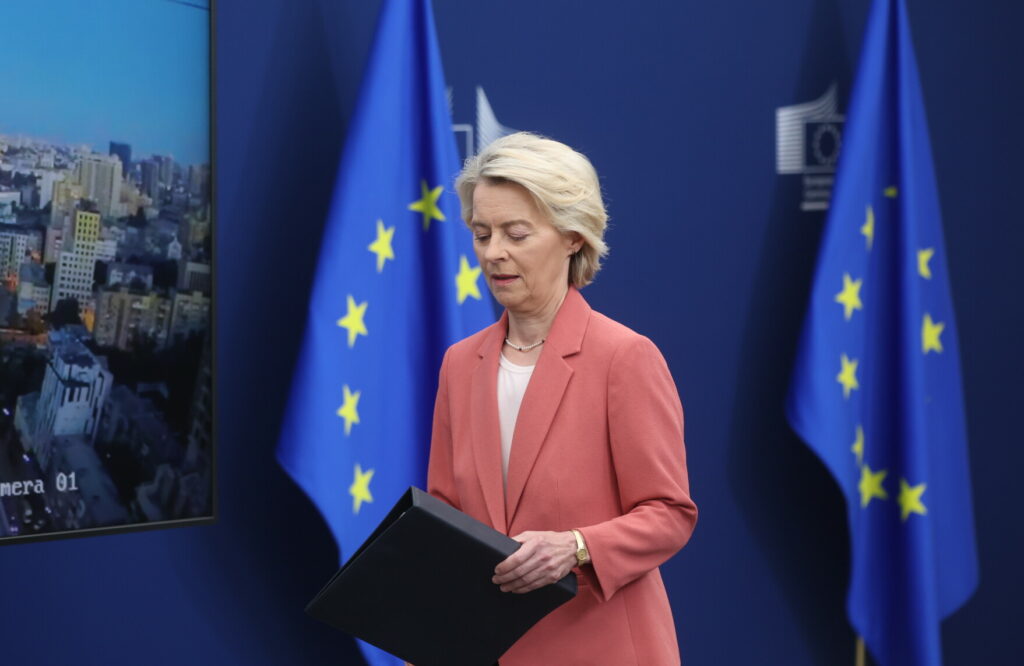 Η Ευρώπη τρέχει για την άμυνα και απειλεί με νέες κυρώσεις μετά τις επιθέσεις Πούτιν