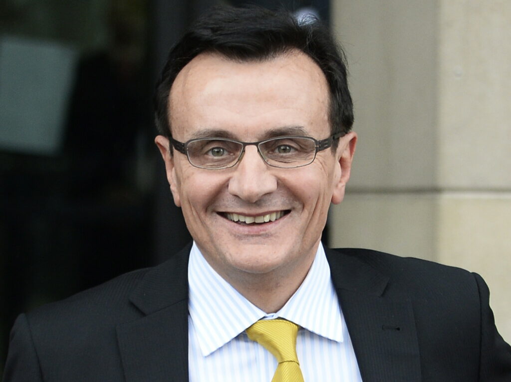 Ρεκόρ αμοιβών για τους CEO του FTSE 100