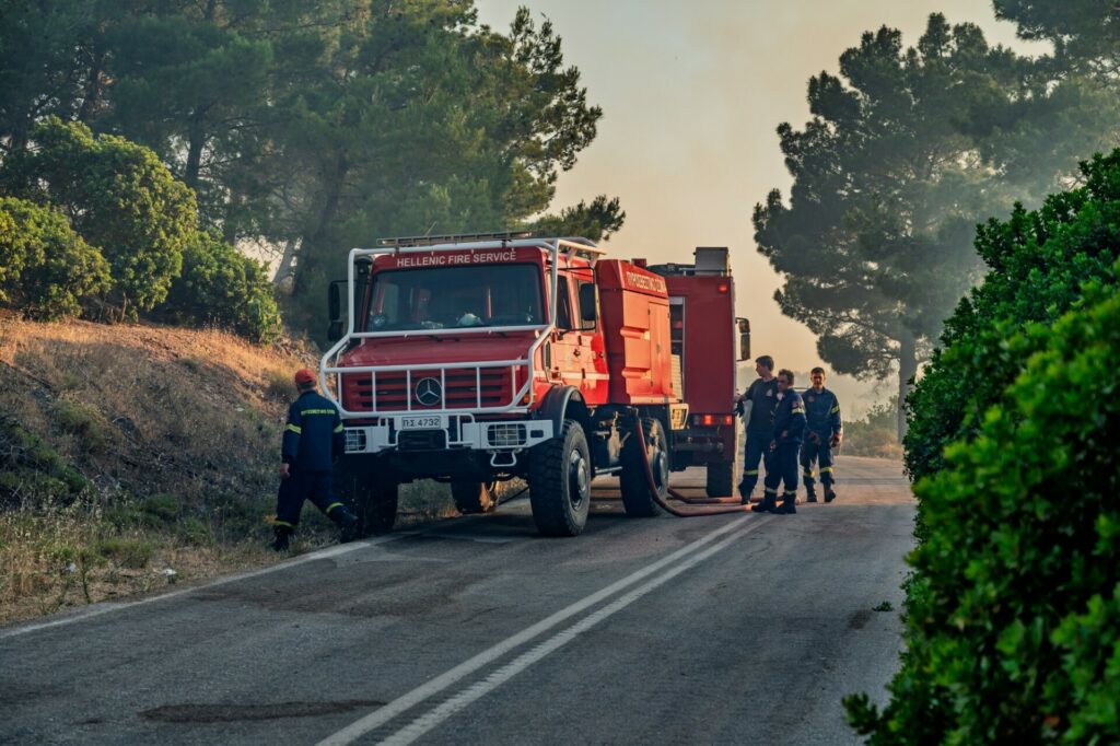 Πυρκαγιές: Πολύ υψηλός κίνδυνος την Πέμπτη σε Αττική, Εύβοια, Λακωνία