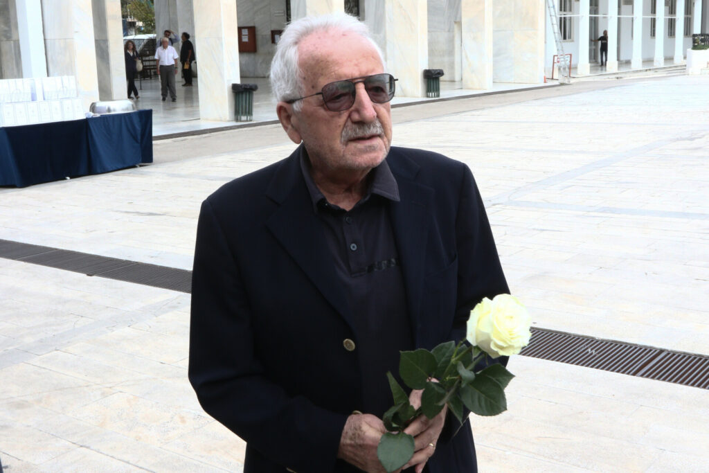 Έφυγε από τη ζωή η σύζυγος του πρώην υπουργού Κώστα Γείτονα