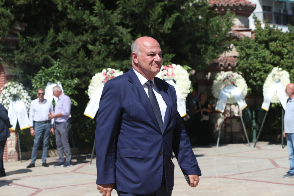 τσιαρας κηδεια βεσυρόποιυλου