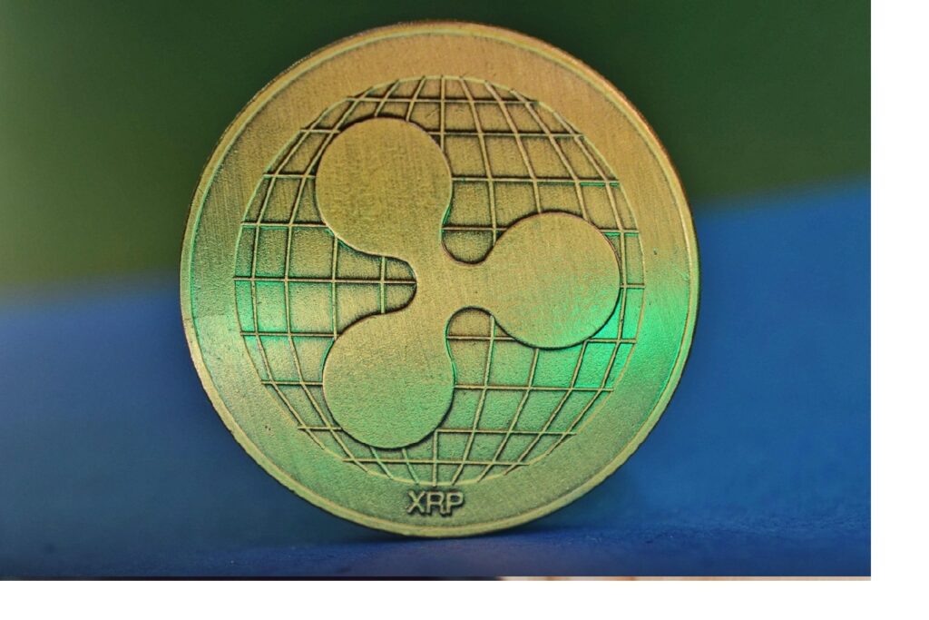 Οι δύο δρόμοι του XRP, γιατί δυσκολεύεται να ανακτήσει τα 3 δολάρια