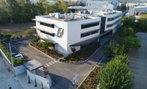 Theon και Εxosens: Eπέκταση συνεργασίας έως το 2030