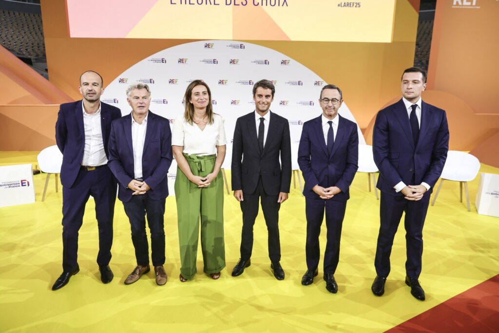 Η ακροδεξιά της Γαλλίας φλερτάρει κρυφά την ελίτ