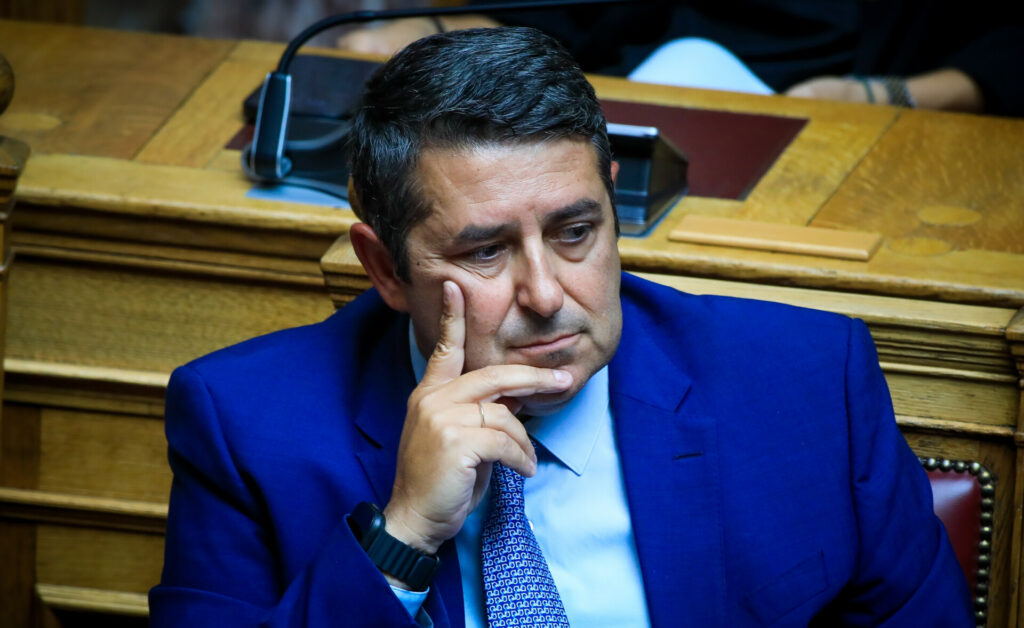 Η συνάντηση Μητσοτάκη με Ερντογάν, το βαρύ κλίμα για τον Μυλωνάκη, ο αξιολογητής των νόμιμων συνακροάσεων και ο εμφύλιος Ζούλα με Χιώτη στον ΣΚΑΪ