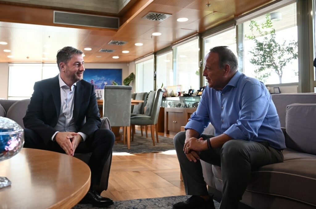 Ανδρουλάκης: Προτεραιότητά μας η δημόσια παιδεία και υγεία
