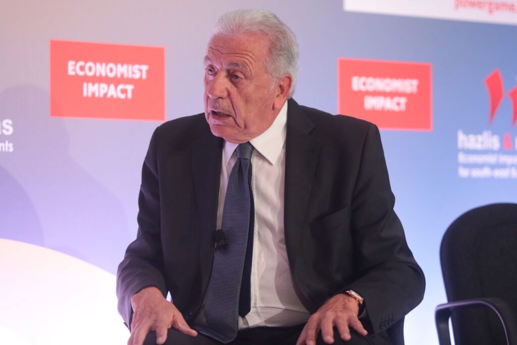 Ο Δημήτρης Αβραμόπουλος στο 5ο Thessaloniki Metropolitan Summit που διοργανώνει ο Economist σε συνεργασία με το powergame.gr