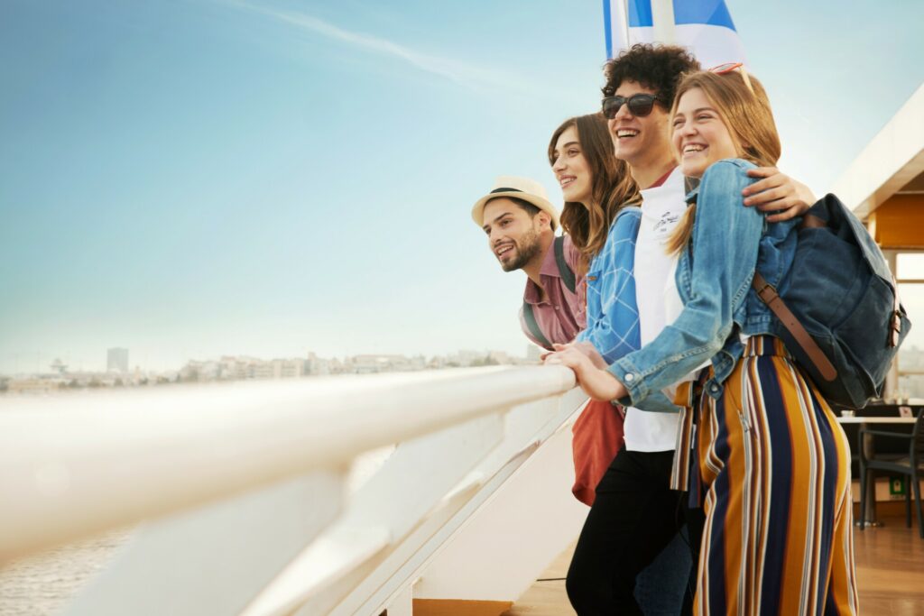 Blue Star Ferries: Γιατί οι Κυκλάδες δεν έχουν εποχή!