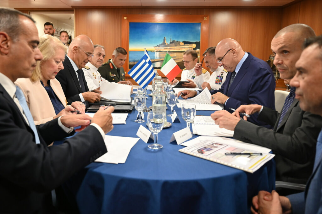 Συμφωνία Ελλάδας-Ιταλίας για 2+2 ιταλικές φρεγάτες FREMM