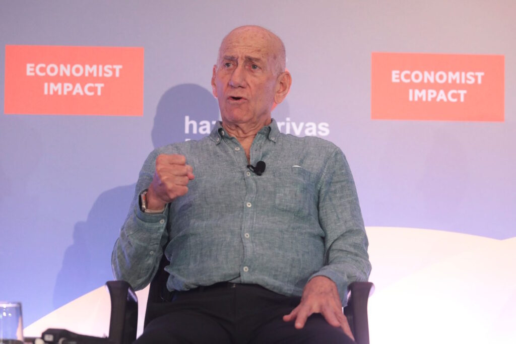 Ο Έχουντ Ολμέρτ στο 5ο Thessaloniki Metropolitan Summit που διοργανώνει ο Economist σε συνεργασία με το powergame.gr