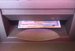 Τι πληρώνουν την επόμενη εβδομάδα ΕΦΚΑ-ΔΥΠΑ