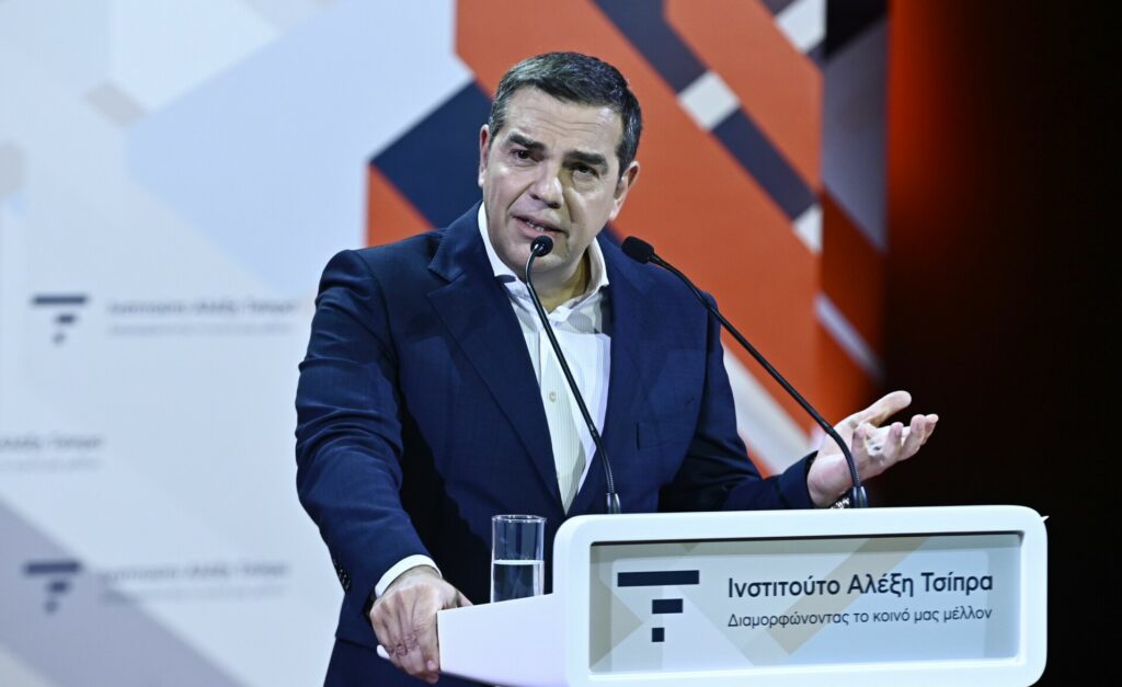Το θεσμικό διάλειμμα του συντρόφου Αλέξη, τα σχέδια της παρέας των βορείων προαστίων, τα μαγειρέματα στην ΟΝΝΕΔ, ο Ανδρουλάκης και το Κτηματολογικό Γραφείο Ηρακλείου