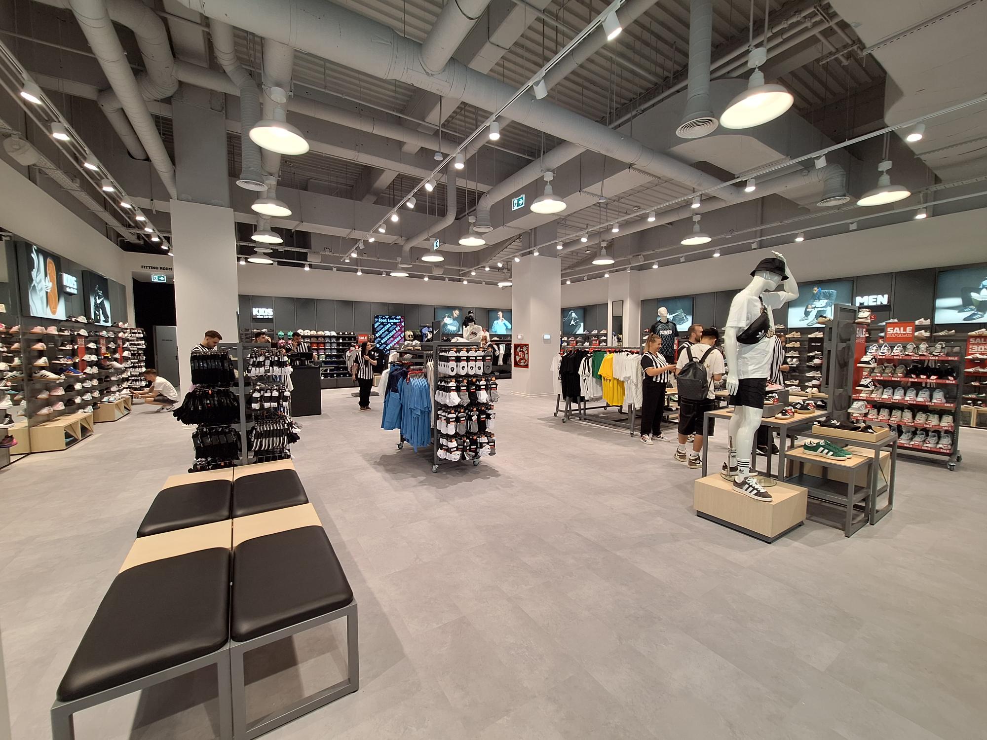 Foot Locker Roumania Mall Moldova (2)