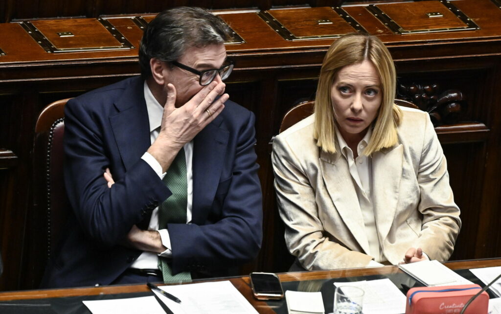 Ιταλία: Φόρος 4,5 δισ. στις τράπεζες με στόχο τις φοροελαφρύνσεις