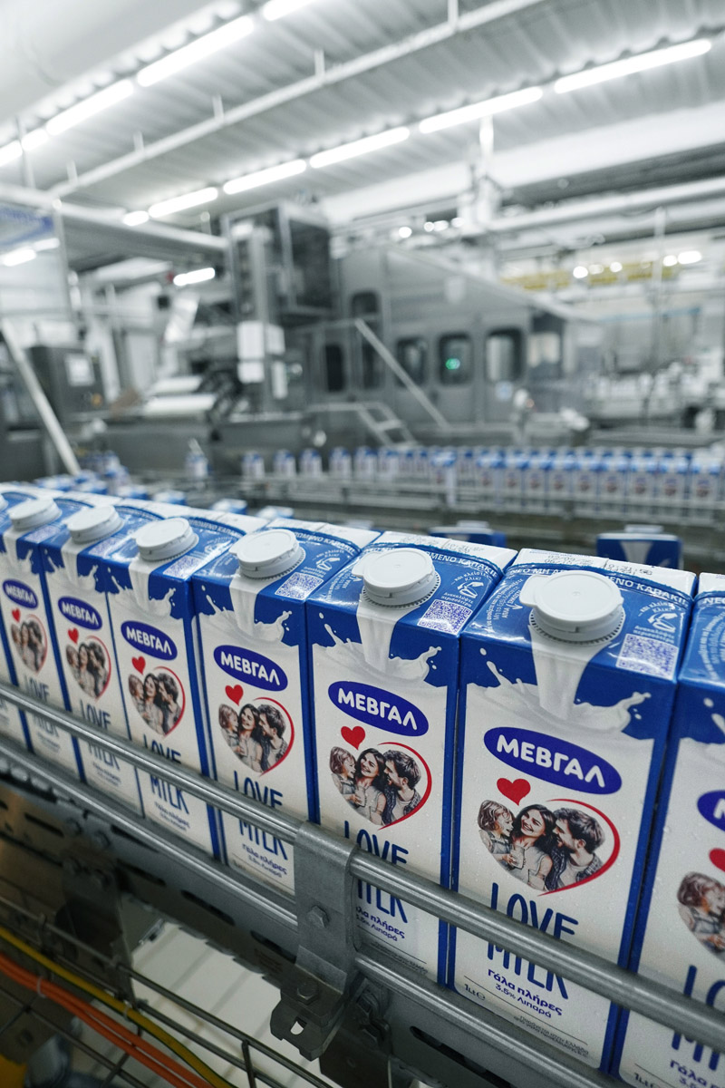 H νέα γραμμή παραγωγής για το LOVE MILK της ΜΕΒΓΑΛ © ΜΕΒΓΑΛ