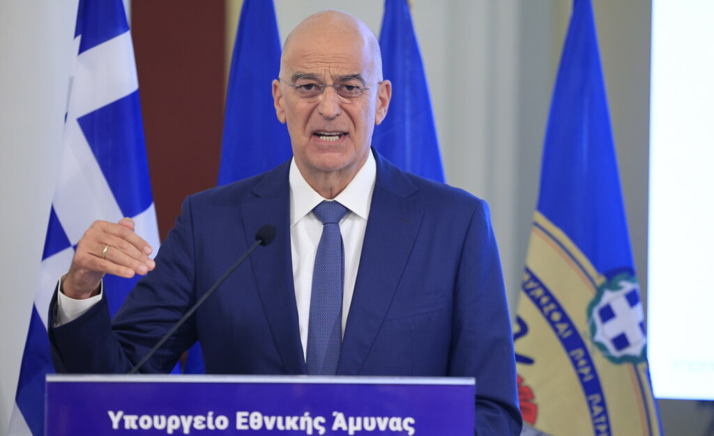 Το δώρο – έκπληξη των Χριστούγεννων, οι επαφές του ενοχλημένου Δένδια, ο νέος συντονιστής του Ταμείου Ανάκαμψης και η… επιστράτευση του Μεϊμαράκη