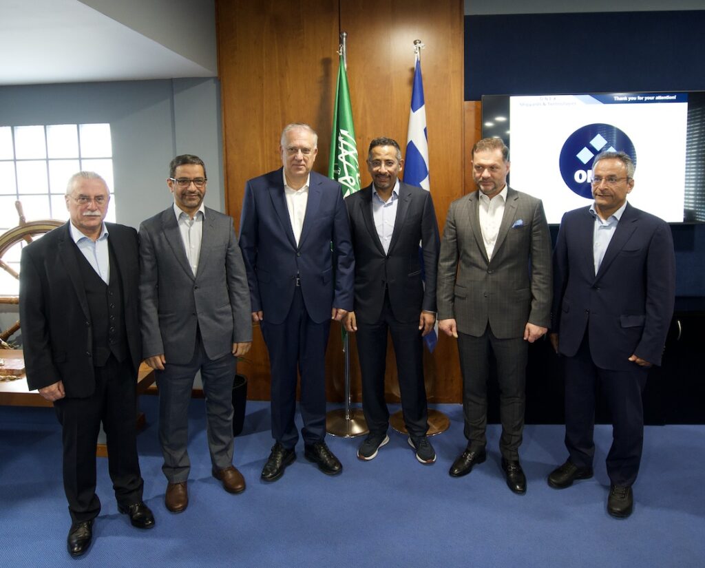 Επίσκεψη υπουργού βιομηχανίας Σαουδικής Αραβίας στα ναυπηγεία ΟΝΕΧ στην Ελευσίνα